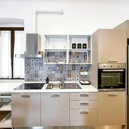 Luxury Stazione Centrale Elegante Loft Apartment Trieste